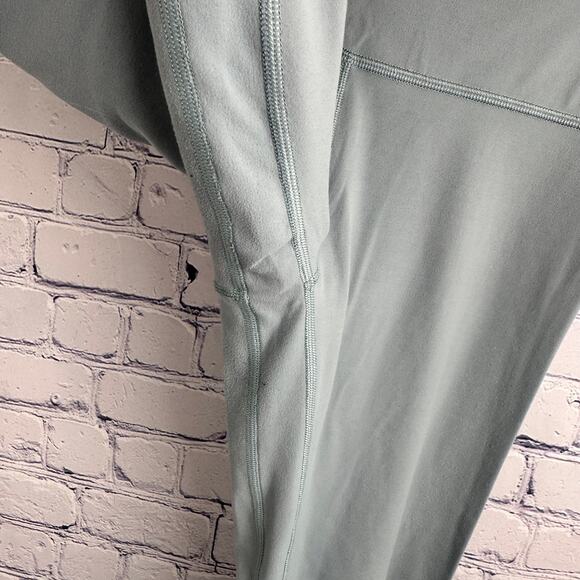 Lululemon Leggings Align Pant II 25" Style W5LIFS in Chambray/Blue Cast Size 8 - Picture 9 of 12